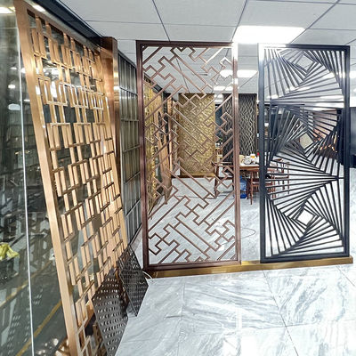 Titanium Golde Szczotkowane ściany jadalni Panele artystyczne ze stali nierdzewnej 1250 mm